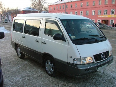 Макроавтобус Саньонг Истана. Заказ микроатобуса из Новосибирска